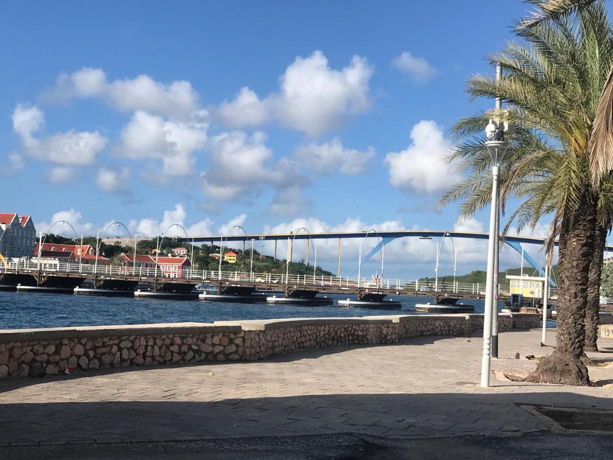 Villa Susanna 3 bedroom 2 bathroom house sleeps 5plus Willemstad Esterno foto